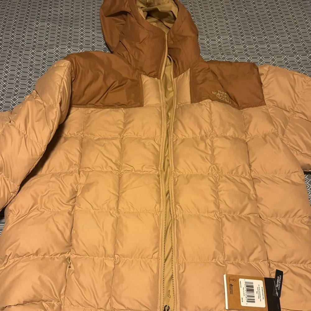 The North Face Men's Beige and Brown Puffer Jacket